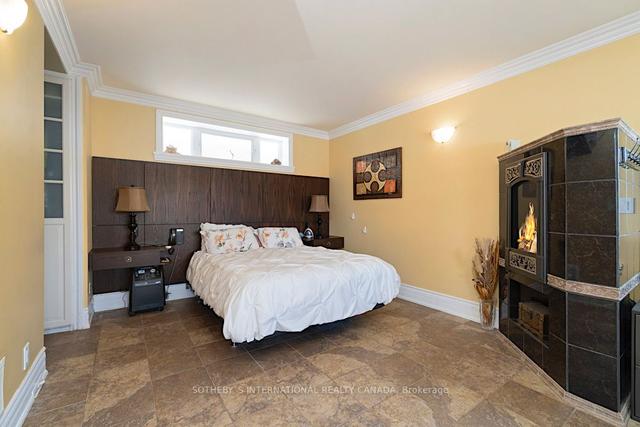 405 Champlain Rd, House detached with 1 bedrooms, 3 bathrooms and 11 parking in Penetanguishene ON | Image 9