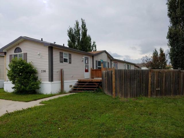 3316 43 A Avenue, House detached with 3 bedrooms, 2 bathrooms and 2 parking in Lloydminster (Part) SK | Image 1
