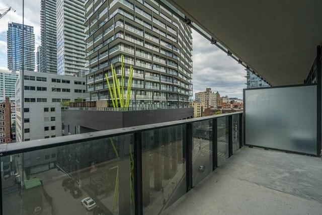 820 - 330 Richmond St W, Condo with 1 bedrooms, 1 bathrooms and 0 parking in Toronto ON | Image 14