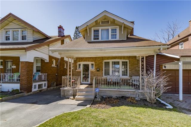 104 Rosslyn Ave S, House detached with 3 bedrooms, 2 bathrooms and 1 parking in Hamilton ON | Image 1