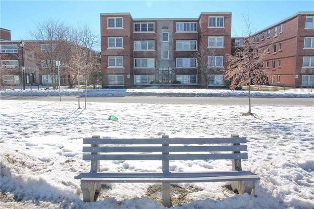 207c - 5 East 36th St, Condo with 2 bedrooms, 1 bathrooms and 1 parking in Hamilton ON | Image 8