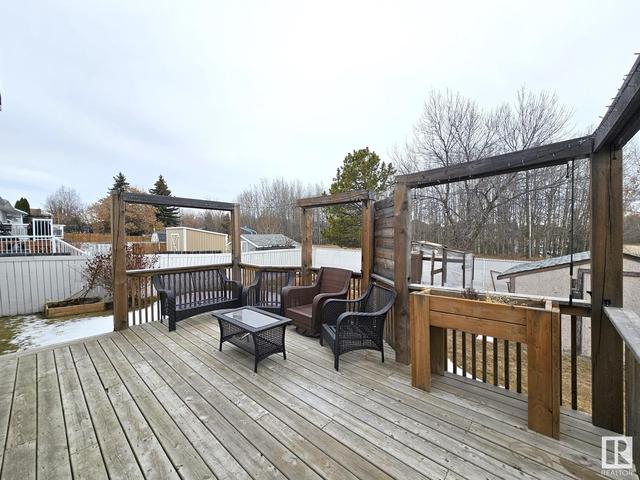 3744 49 Av, House detached with 4 bedrooms, 2 bathrooms and null parking in Drayton Valley AB | Image 45