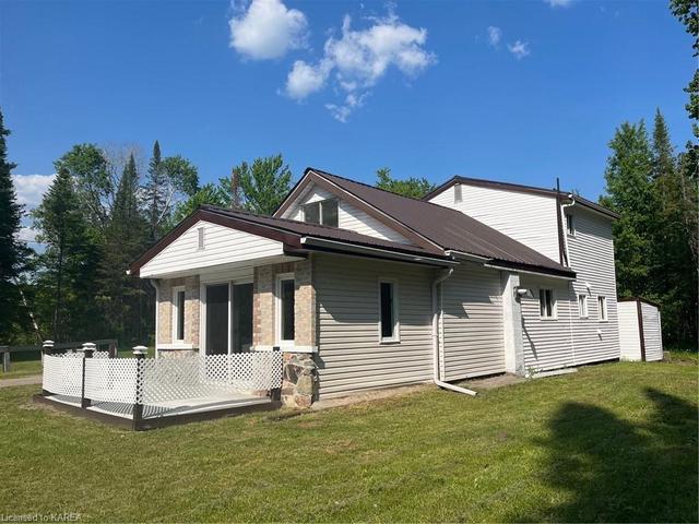 1230 Harlowe Road, House detached with 3 bedrooms, 1 bathrooms and 6 parking in North Frontenac ON | Image 26