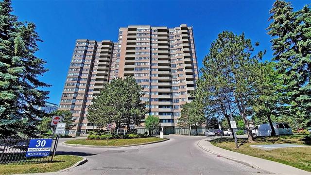 711 - 30 Thunder Grve, Condo with 2 bedrooms, 2 bathrooms and 1 parking in Toronto ON | Image 12