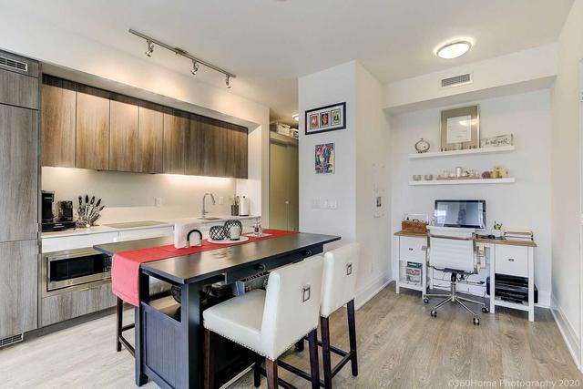 1213 - 101 Erskine Ave, Condo with 1 bedrooms, 1 bathrooms and 1 parking in Toronto ON | Image 25