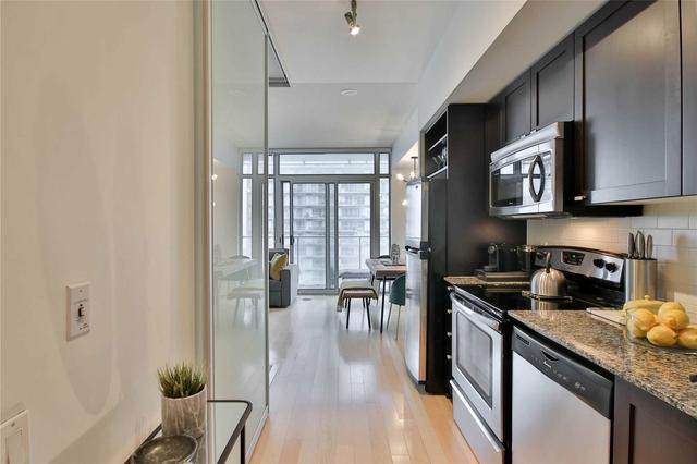 1511 - 103 The Queensway Ave, Condo with 1 bedrooms, 1 bathrooms and 1 parking in Toronto ON | Image 6
