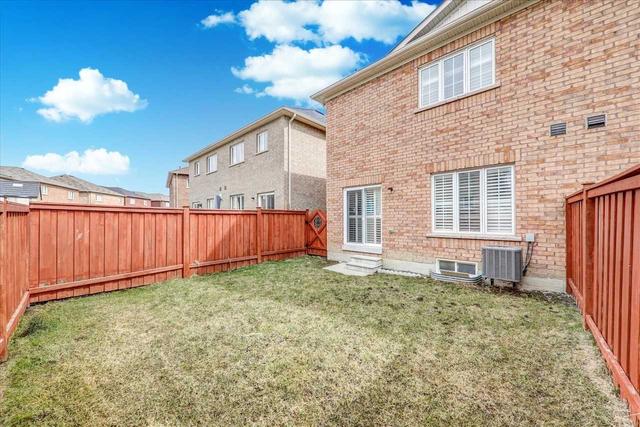 1504 Bruny Ave, House semidetached with 3 bedrooms, 3 bathrooms and 2 parking in Pickering ON | Image 24