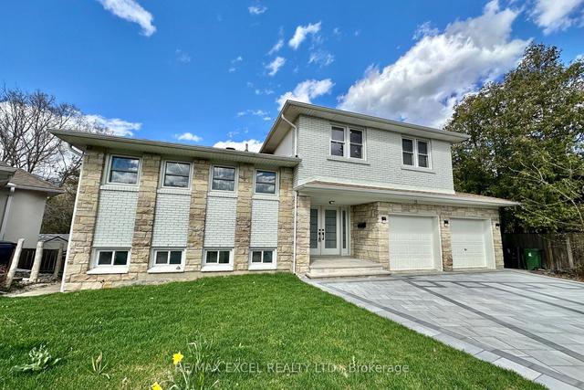 15 Rubicon Crt, House detached with 4 bedrooms, 5 bathrooms and 8 parking in Toronto ON | Image 23