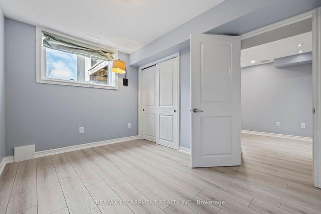 189 Westbank Tr, House semidetached with 3 bedrooms, 3 bathrooms and 2 parking in Hamilton ON | Image 27