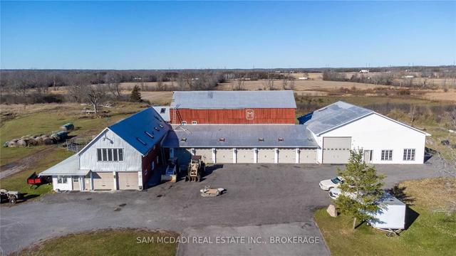 7667 Old Highway 2, Home with 5 bedrooms, 3 bathrooms and 115 parking in Tyendinaga ON | Image 7