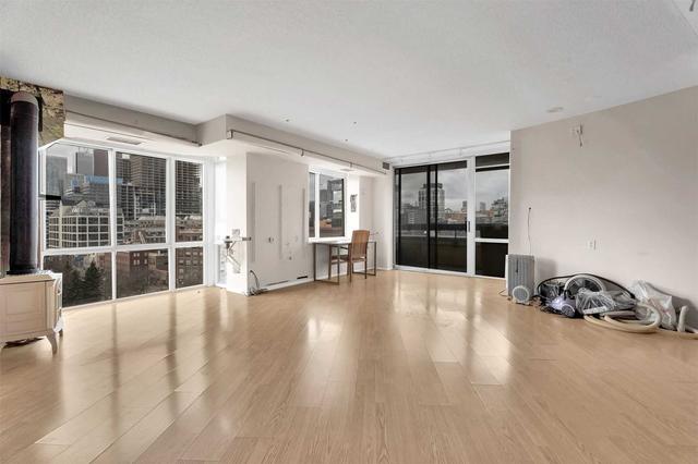 1004 - 39 Parliament St, Condo with 2 bedrooms, 2 bathrooms and 0 parking in Toronto ON | Image 35