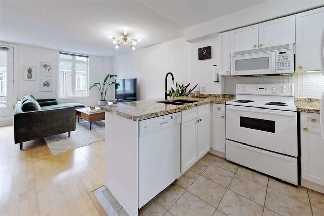 1403 - 12 Sudbury St, Townhouse with 3 bedrooms, 2 bathrooms and 2 parking in Toronto ON | Image 23