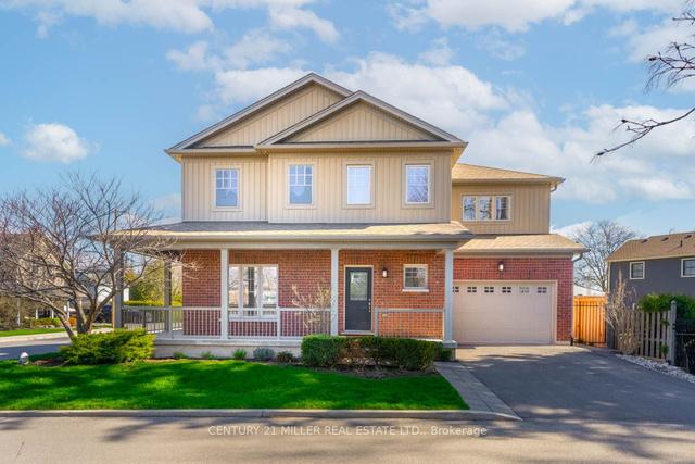 392 Oak St, House detached with 3 bedrooms, 4 bathrooms and 3 parking in Milton ON | Image 1