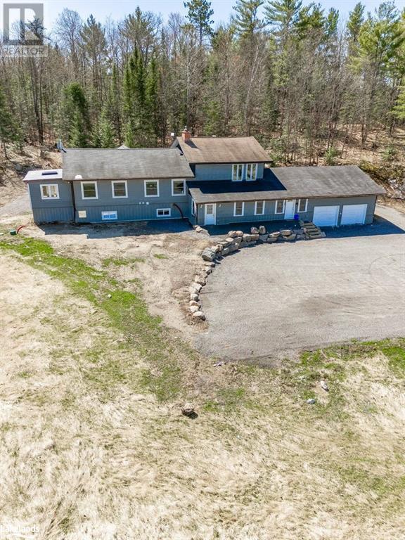 1267 Silver Lake Road, House other with 2 bedrooms, 2 bathrooms and 14 parking in Gravenhurst ON | Image 1