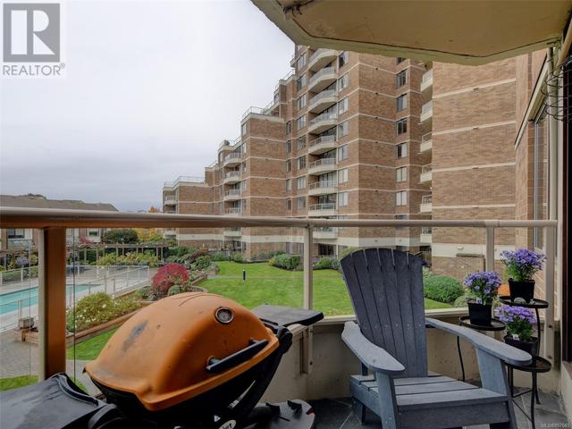 203 - 225 Belleville St, Condo with 2 bedrooms, 2 bathrooms and 1 parking in Victoria BC | Image 25