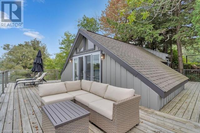 873 North Shore Road, House detached with 3 bedrooms, 2 bathrooms and 10 parking in Frontenac Islands ON | Image 38