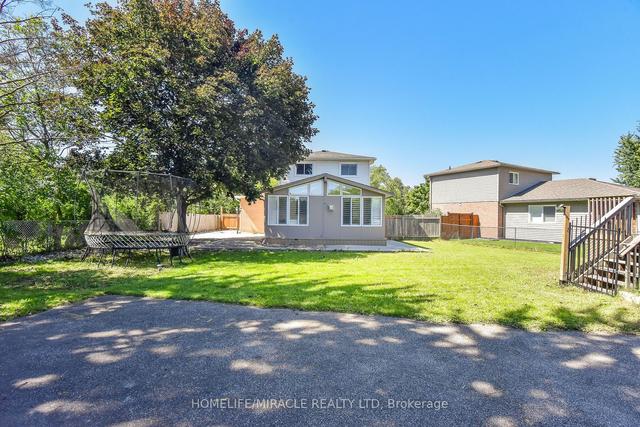 37 Inglewood St, House detached with 3 bedrooms, 2 bathrooms and 3 parking in Brantford ON | Image 29