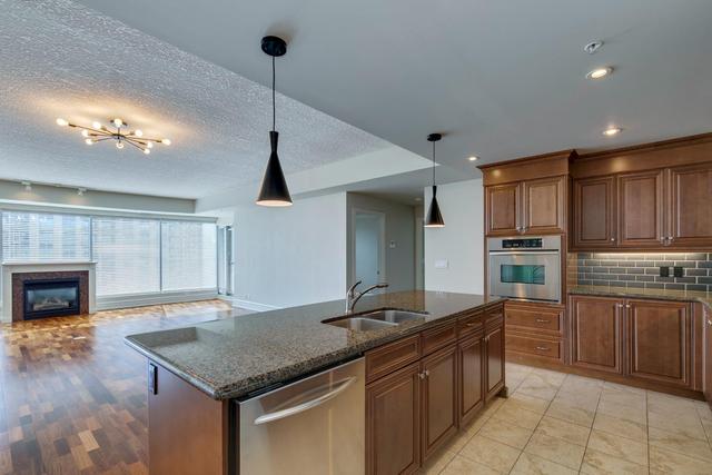 2308 - 920 5 Avenue Sw, Condo with 3 bedrooms, 2 bathrooms and 2 parking in Calgary AB | Image 26