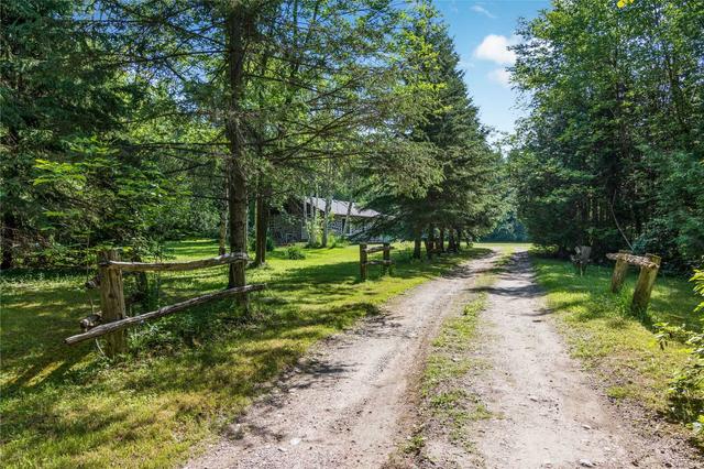 8667 Side Road 15 Rd, House detached with 2 bedrooms, 1 bathrooms and 17 parking in Wellington North ON | Image 39