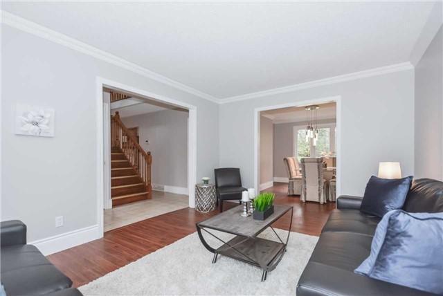 7 Bridlewood Dr, House detached with 4 bedrooms, 3 bathrooms and 4 parking in Guelph ON | Image 4