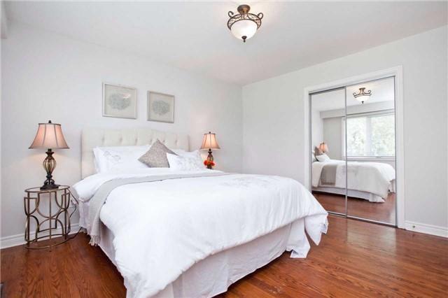 104 Olive Ave, House detached with 3 bedrooms, 3 bathrooms and 4 parking in Toronto ON | Image 6