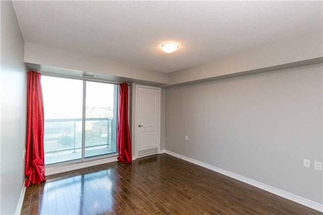 307 - 935 Sheppard Ave W, Condo with 2 bedrooms, 1 bathrooms and 1 parking in Toronto ON | Image 9