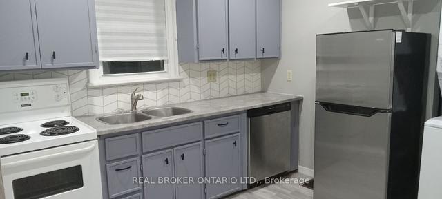 upper - 19 Alfred St W, House detached with 2 bedrooms, 1 bathrooms and 1 parking in Barrie ON | Image 1
