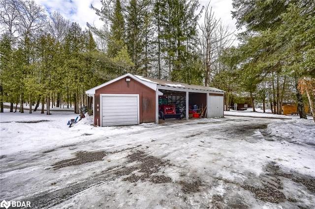 64 Fire Route 96, House detached with 4 bedrooms, 3 bathrooms and 9 parking in Trent Lakes ON | Image 25