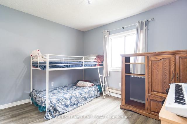 f2 - 171 Edgehill Dr, Condo with 2 bedrooms, 1 bathrooms and 1 parking in Barrie ON | Image 3