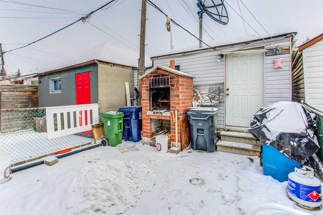 113 Rosethorn Ave, House semidetached with 3 bedrooms, 2 bathrooms and 2 parking in Toronto ON | Image 16