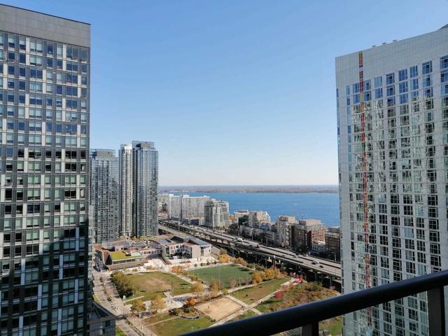 2704 - 170 Fort York Blvd, Condo with 1 bedrooms, 1 bathrooms and 0 parking in Toronto ON | Image 2