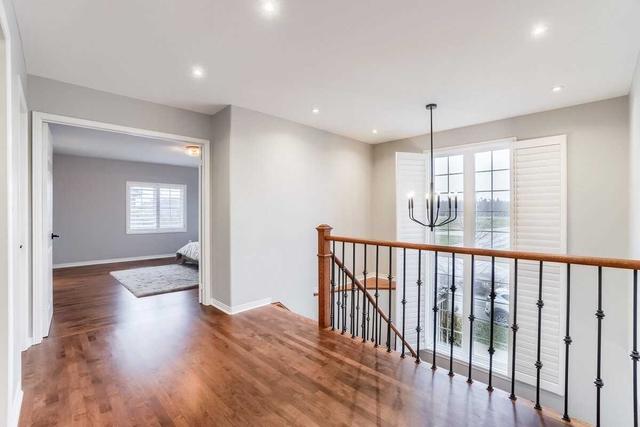 2225 Viking Cres, House detached with 4 bedrooms, 4 bathrooms and 4 parking in Burlington ON | Image 22