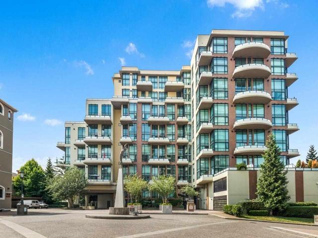304 - 10 Renaissance Square, Condo with 1 bedrooms, 2 bathrooms and null parking in New Westminster BC | Card Image