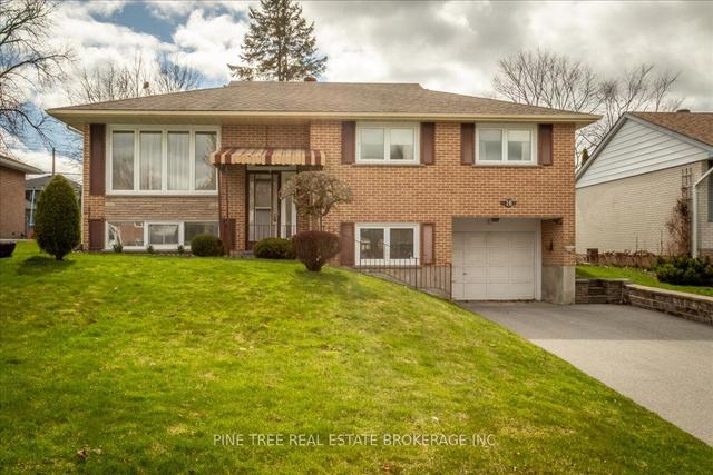 16 Lay St, House detached with 3 bedrooms, 2 bathrooms and 7 parking in Barrie ON | Image 1