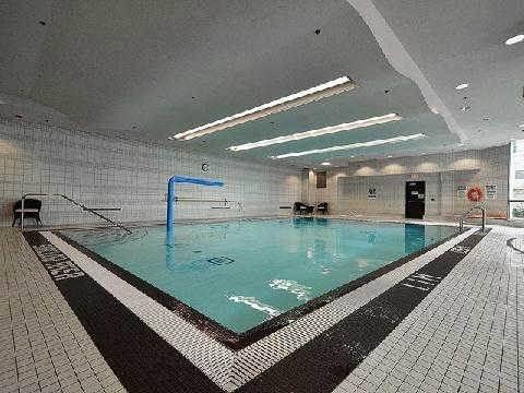 uph1 - 70 Absolute Ave, Condo with 2 bedrooms, 2 bathrooms and 1 parking in Mississauga ON | Image 12