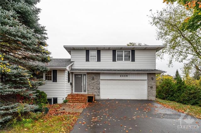 4239 Fallowfield Road, House detached with 3 bedrooms, 2 bathrooms and 6 parking in Ottawa ON | Image 1