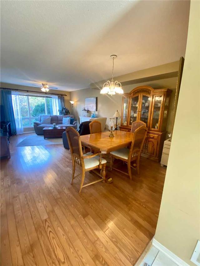 63 Lyfytt Cres, House attached with 3 bedrooms, 3 bathrooms and 2 parking in Barrie ON | Image 7
