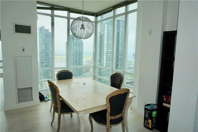 Sph02 - 397 Front St W, Condo with 3 bedrooms, 3 bathrooms and 1 parking in Toronto ON | Image 11