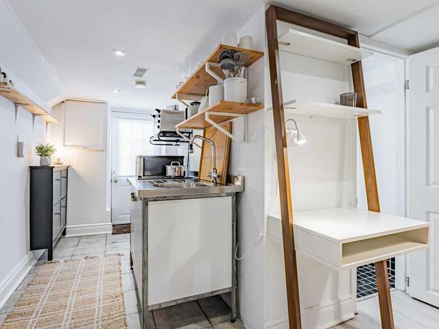 studio - 17 Boston Ave, House attached with 0 bedrooms, 1 bathrooms and 0 parking in Toronto ON | Image 5