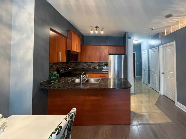 n - 8 Rosebank Dr, Condo with 1 bedrooms, 1 bathrooms and 1 parking in Toronto ON | Image 16