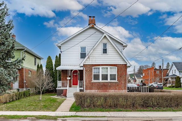 4625 Fifth Ave, House detached with 3 bedrooms, 2 bathrooms and 3 parking in Niagara Falls ON | Image 1