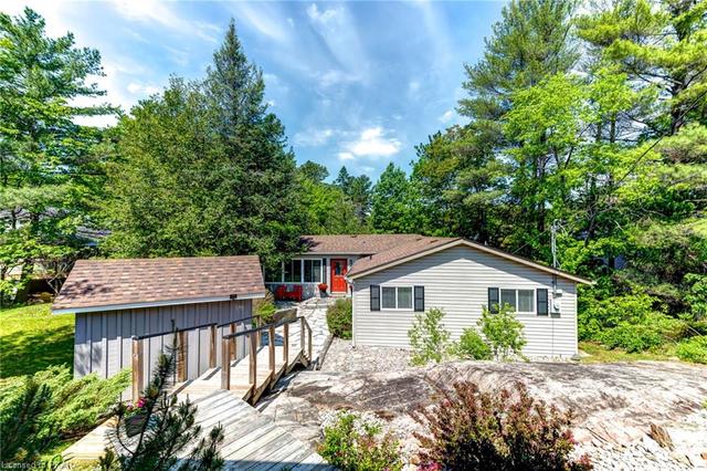 6 Fire Route 87, House detached with 3 bedrooms, 1 bathrooms and 9 parking in Trent Lakes ON | Image 4