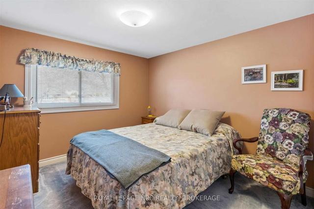 8 Fernwood Terr, House detached with 3 bedrooms, 2 bathrooms and 4 parking in St. Catharines ON | Image 13