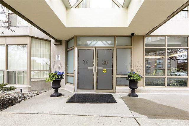 708 - 175 Cedar Ave, Condo with 1 bedrooms, 2 bathrooms and 106 parking in Richmond Hill ON | Image 6