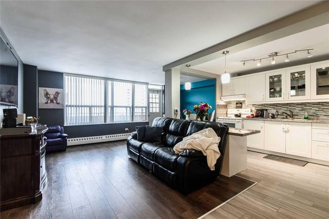 701 - 3120 Kirwin Ave, Condo with 2 bedrooms, 1 bathrooms and 1 parking in Mississauga ON | Image 7
