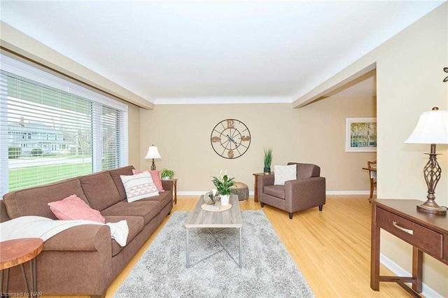 1366 Haist St, House detached with 3 bedrooms, 1 bathrooms and 6 parking in Pelham ON | Image 36