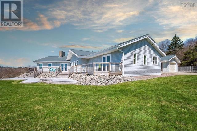 52 Captain Landers Court, House detached with 3 bedrooms, 2 bathrooms and null parking in Yarmouth MD NS | Image 1
