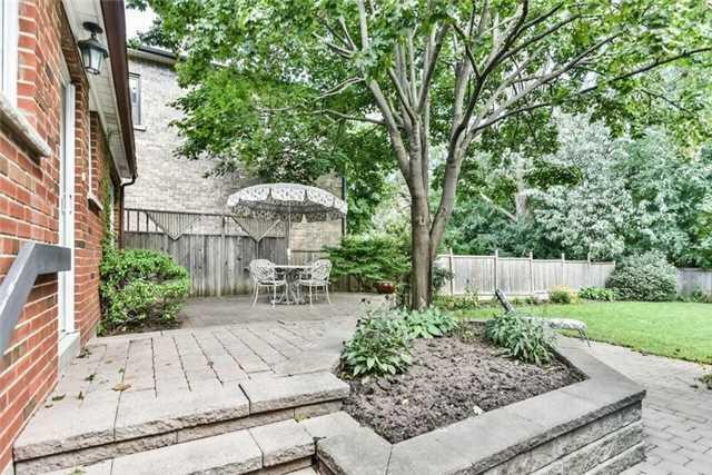 41 Moore Park Ave, House detached with 3 bedrooms, 2 bathrooms and 4 parking in Toronto ON | Image 15