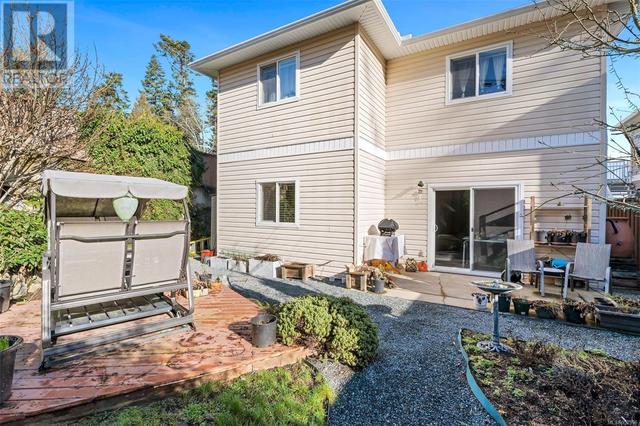 1 - 2740 Stautw Rd, House detached with 3 bedrooms, 3 bathrooms and 2 parking in East Saanich 2 BC | Image 2