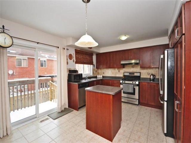 867 Maquire Terr, House detached with 4 bedrooms, 3 bathrooms and 3 parking in Milton ON | Image 7